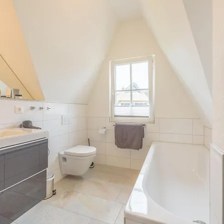 Holiday home Meeresbraut Comfortable Glowe